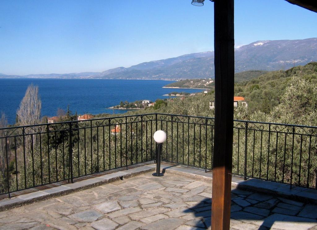 Tsorni Hill Cottage Lefokastro Rum bild